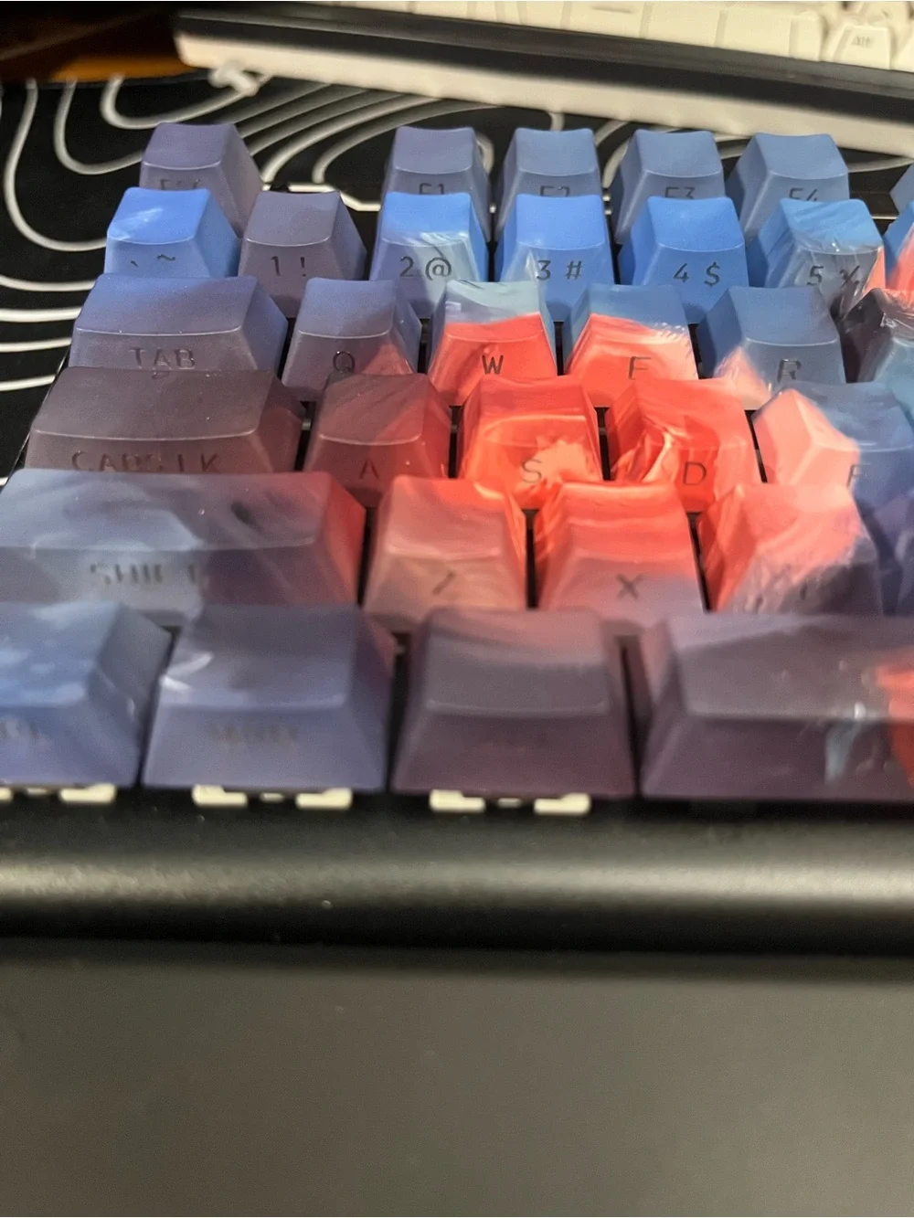 Custom Pink Blossoms Mechanical Keyboard with Artistic Keycaps